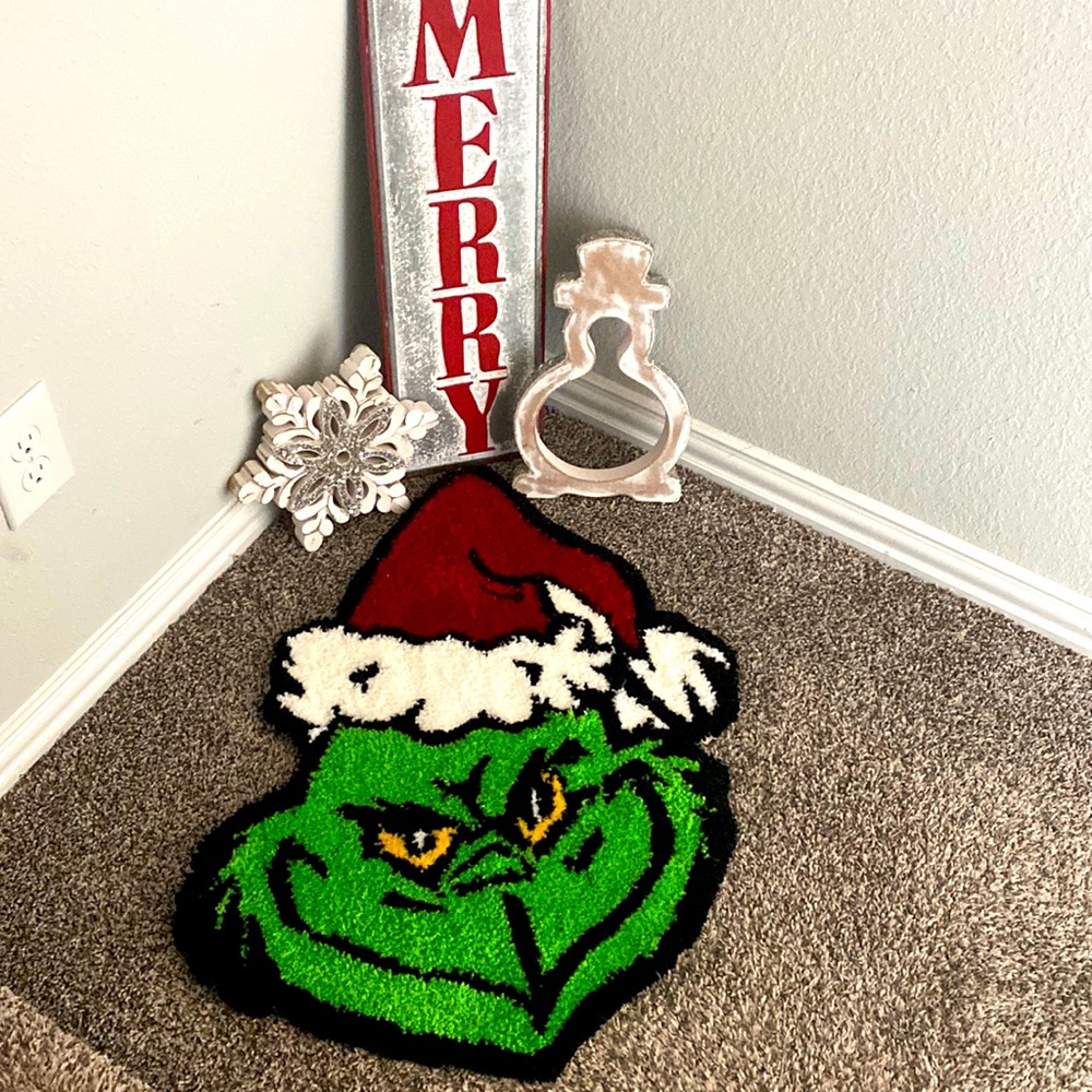Grinch Tufted Rug